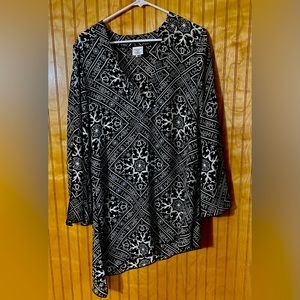 Beautiful dressy yet comfortable blouse
